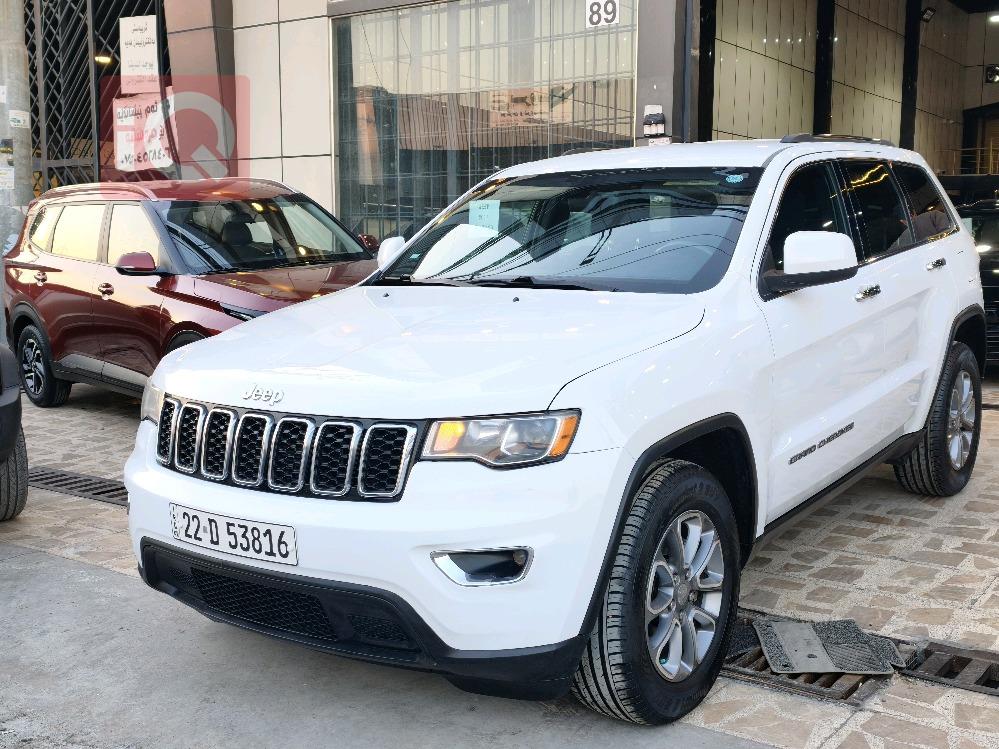 جيب جراند شيروكي